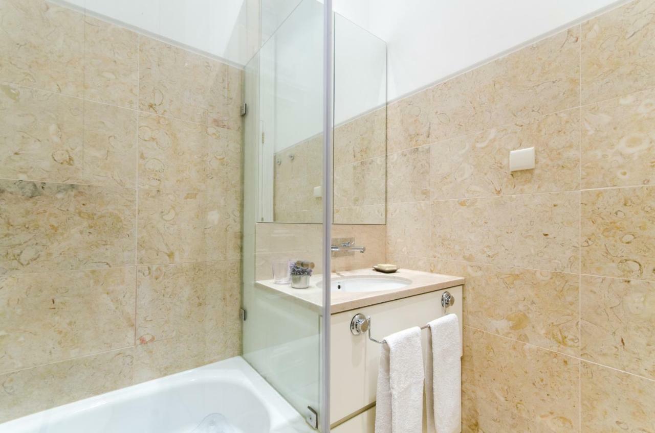 Appartement Baixa Downtown Fabulous And Sophisticate With Elevator 18th Century Building *
