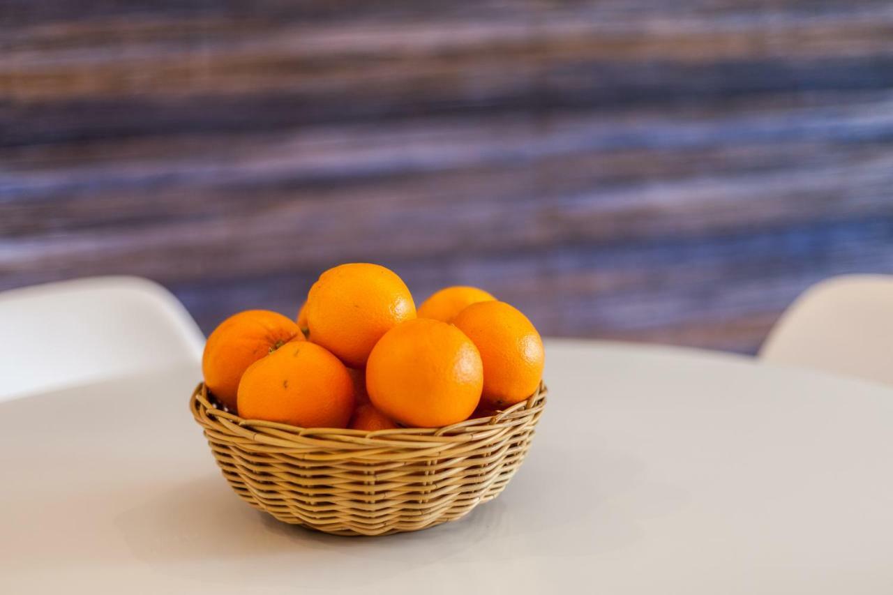 Sao Bento Blue One-bedroom - By Lu Holidays Apartment *