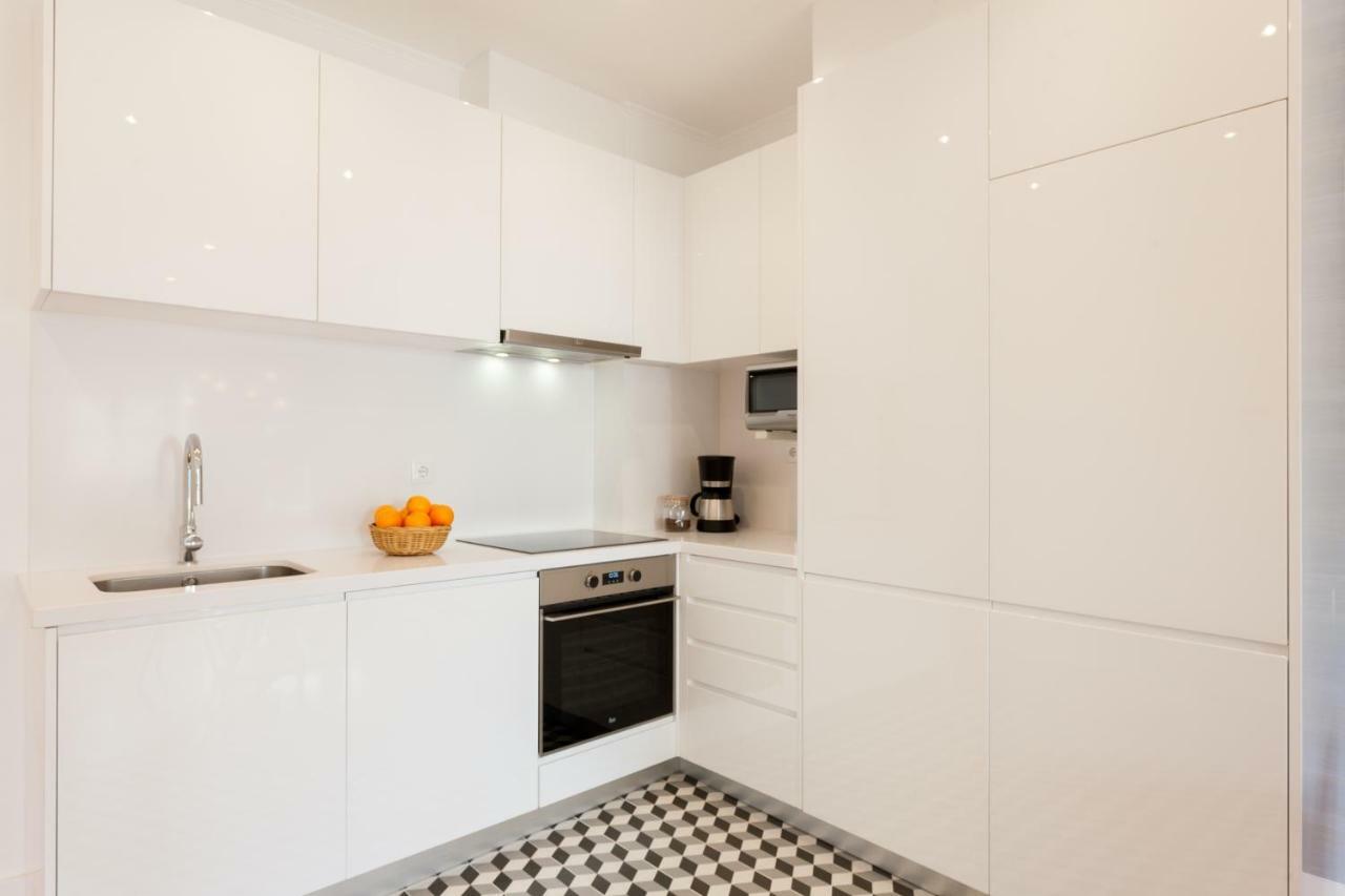 Sao Bento Blue One-bedroom - By Lu Holidays Apartment