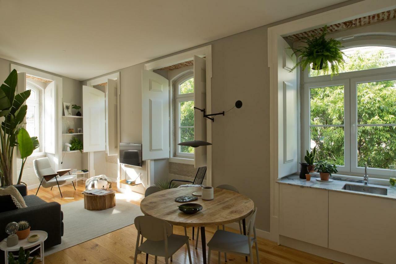 Apartment Update Urban Chic Flat In 19th Century Building 2 Bedrooms & 2 Bathrooms & Ac Alfama District
