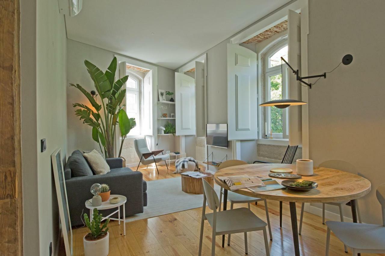 Apartment Update Urban Chic Flat In 19th Century Building 2 Bedrooms & 2 Bathrooms & Ac Alfama District *