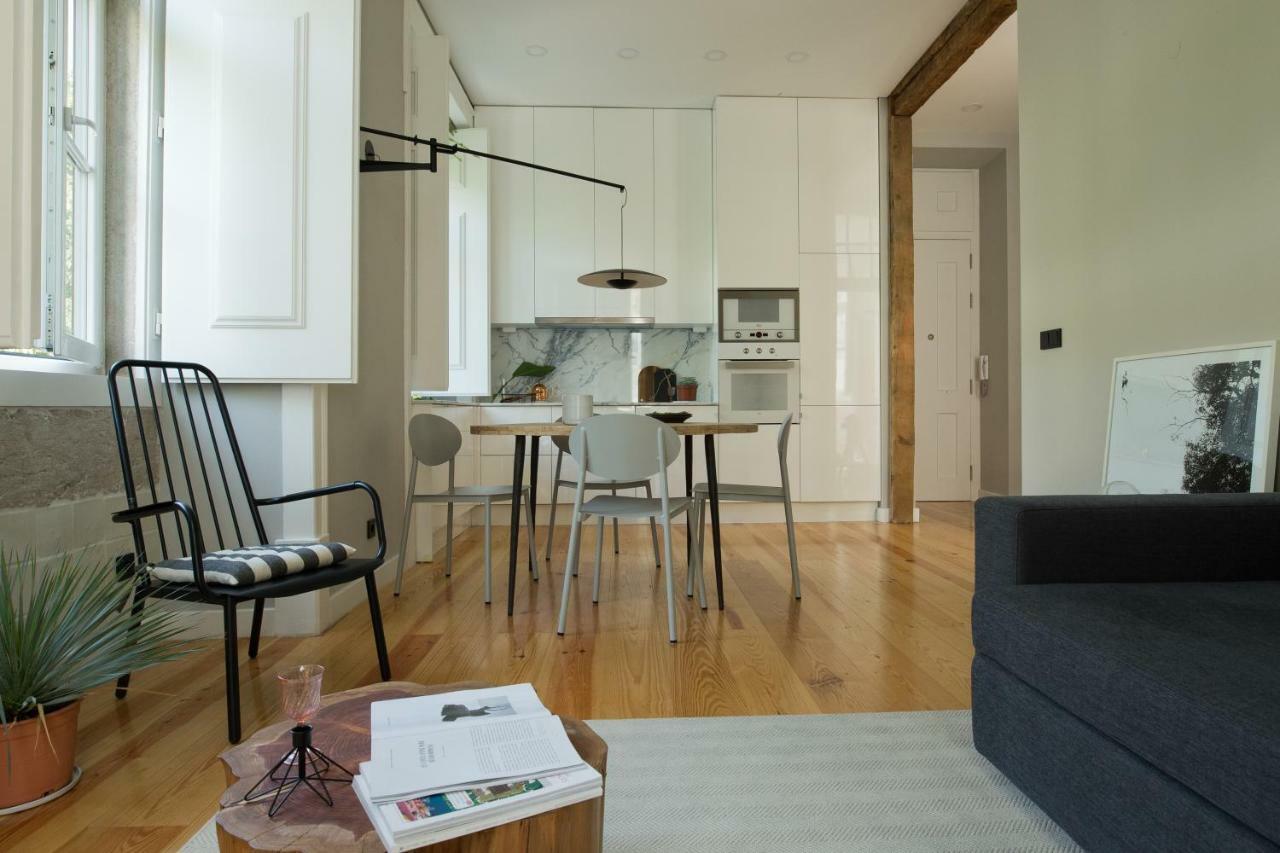 Apartment Update Urban Chic Flat In 19th Century Building 2 Bedrooms & 2 Bathrooms & Ac Alfama District Lissabon