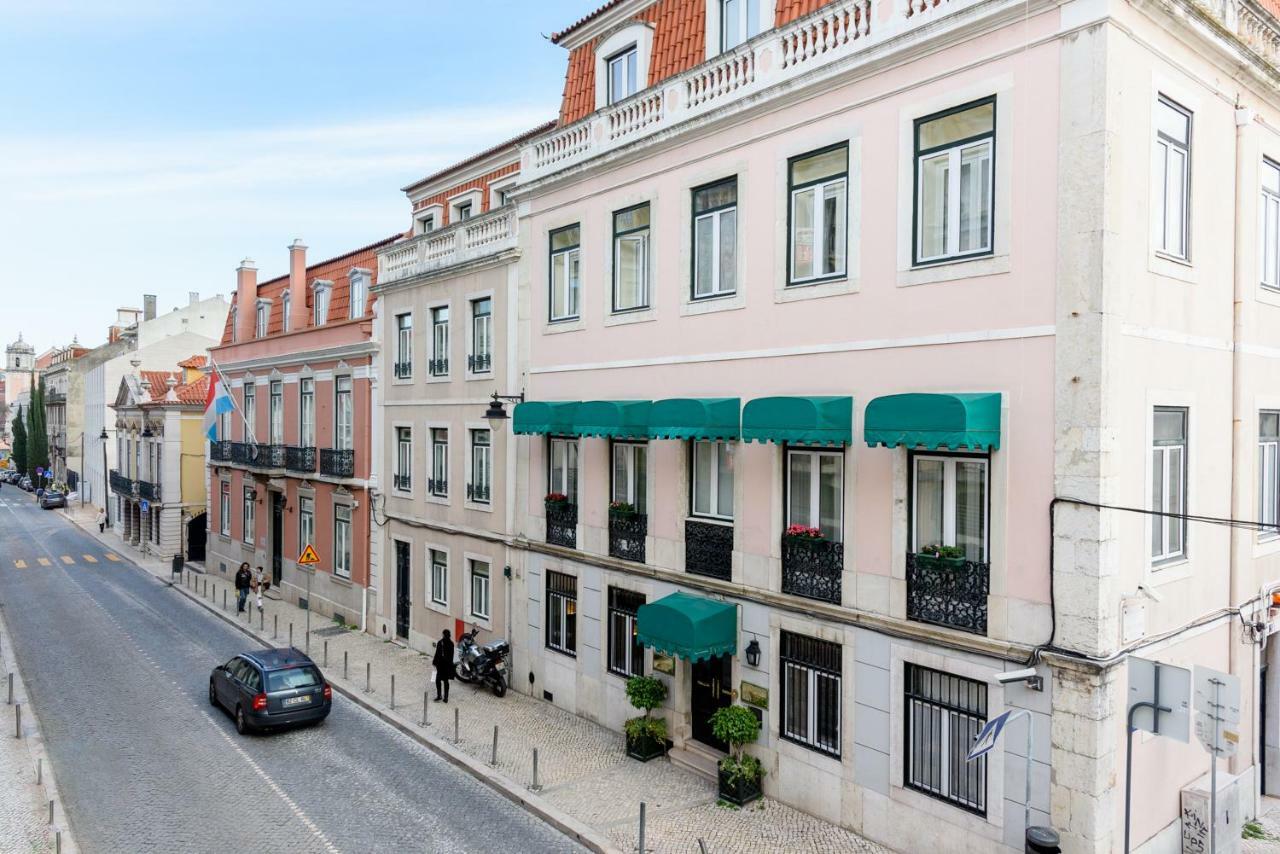 Apartment Janelas Verdes