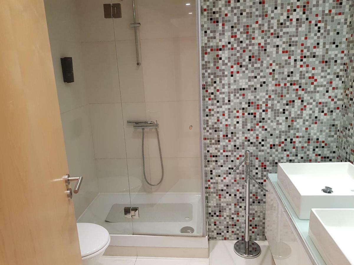 Restelo Plaza 3 * Lisboa