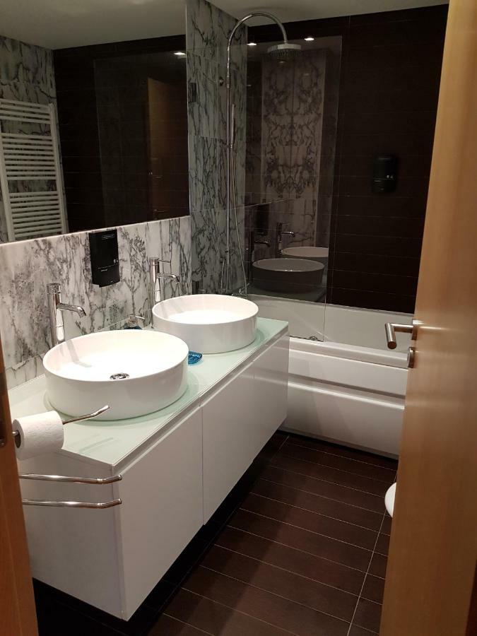 Restelo Plaza 3 Apartamento *