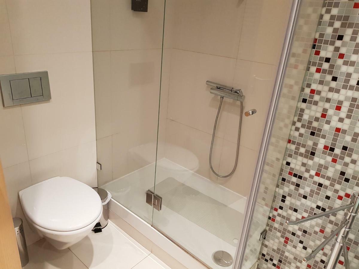 Apartamento Restelo Plaza 3