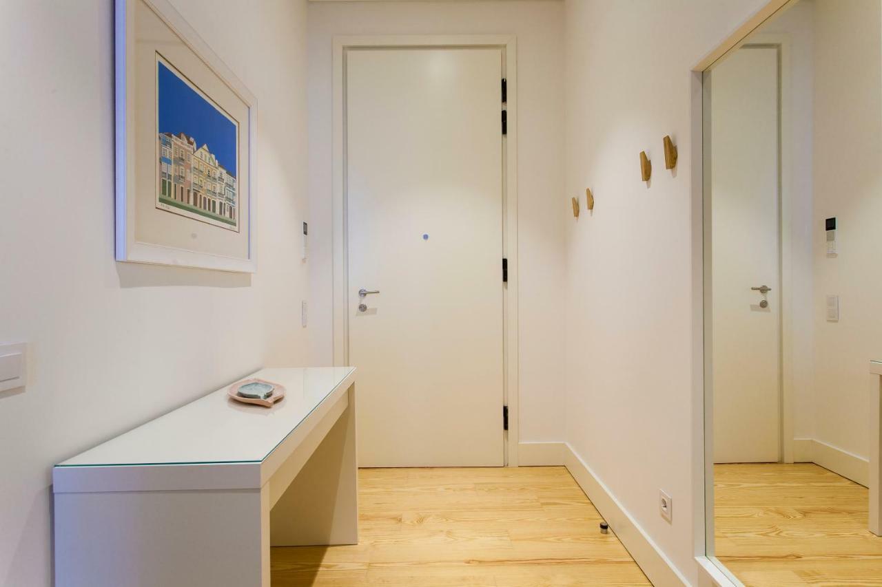 Joivy Modern 1-bed Nearby Praca Do Comercio, In Baixa Apartment Lissabon