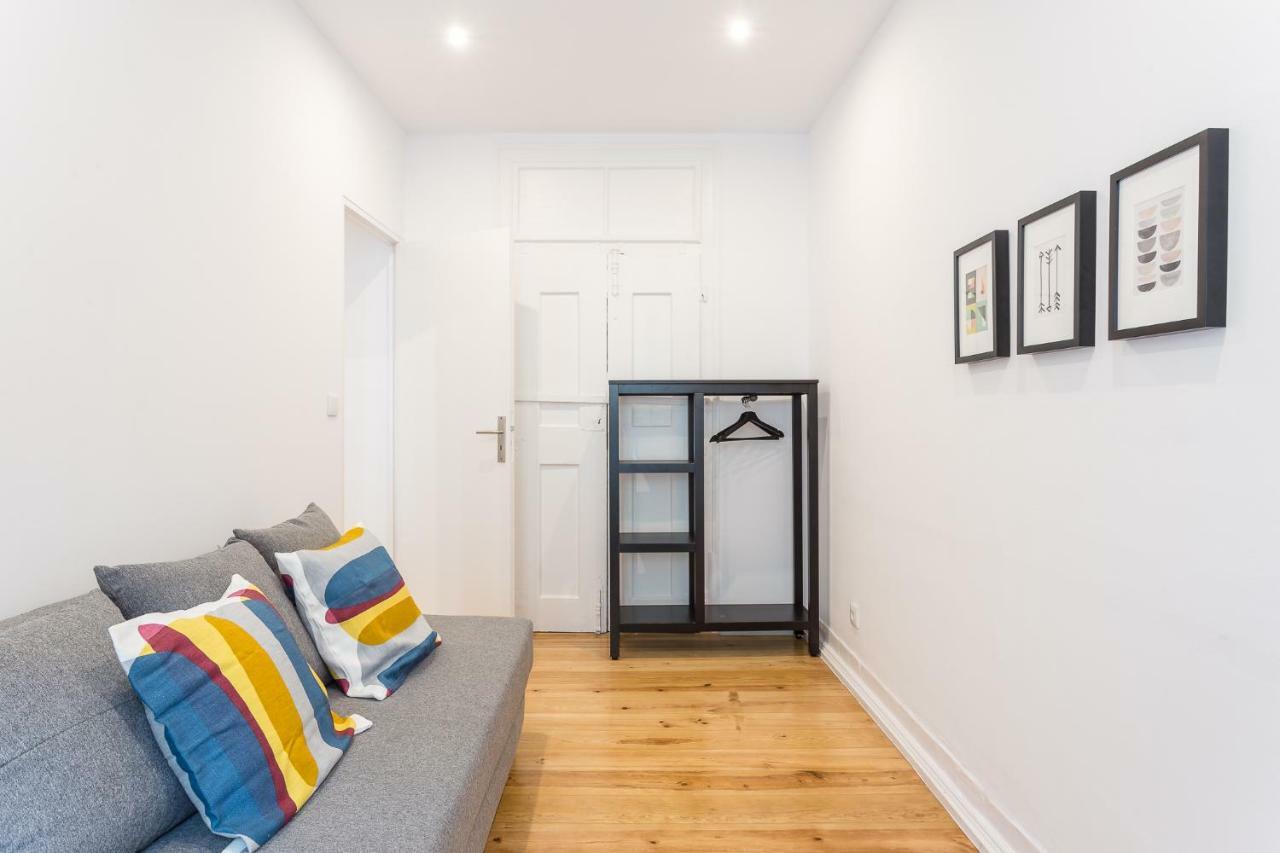 Appartement Three Bedroom In Historical Centre -bairro Alto *