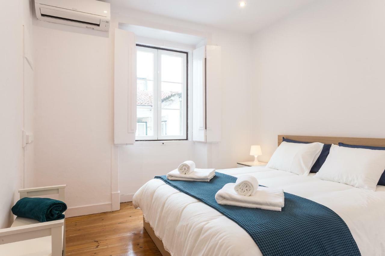 Appartement Three Bedroom In Historical Centre -bairro Alto *
