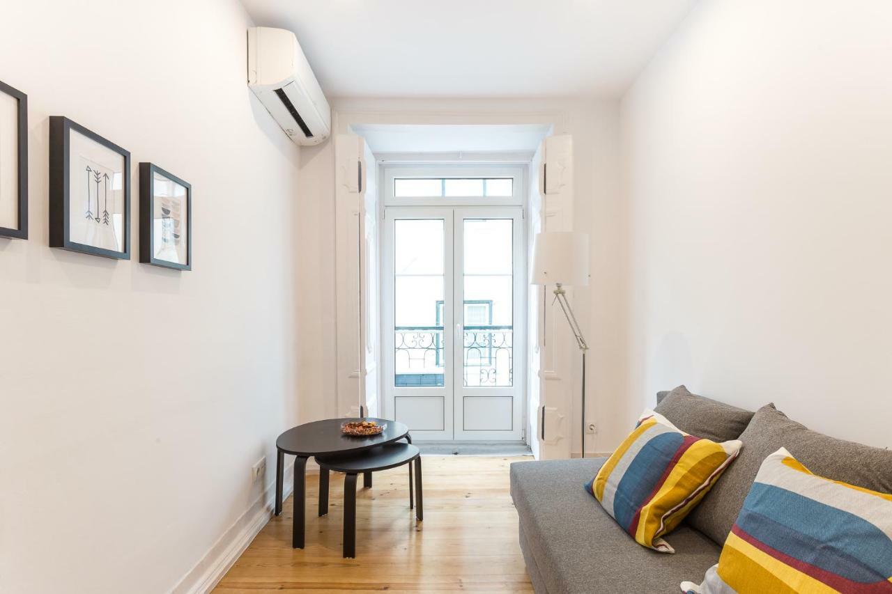 Appartement Three Bedroom In Historical Centre -bairro Alto
