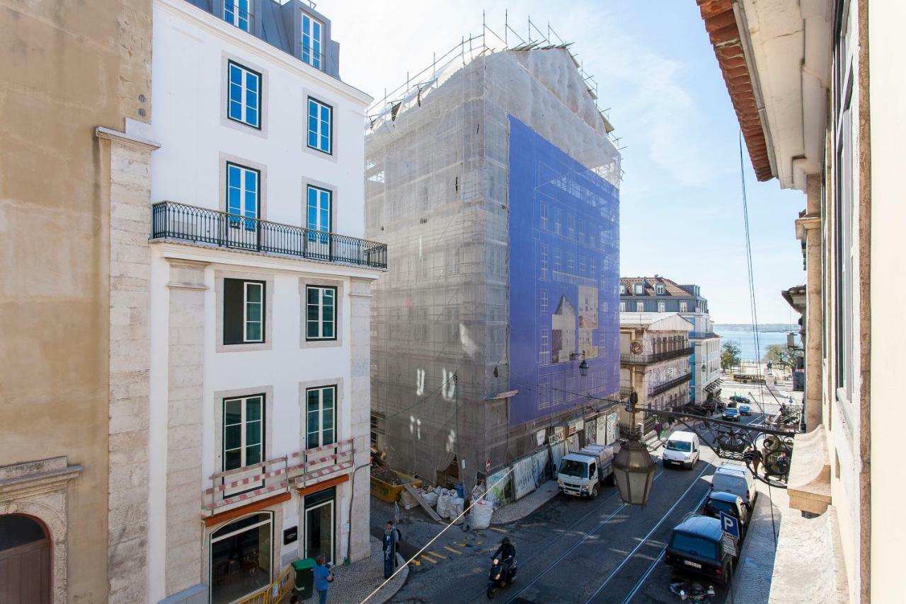 Chiado 4-bedroom Flat Apartment Lissabon