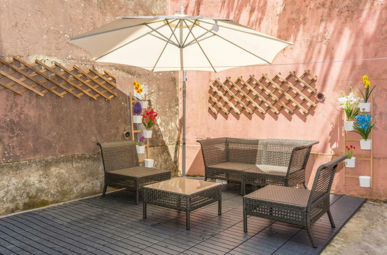 Graca Patio Lisboa