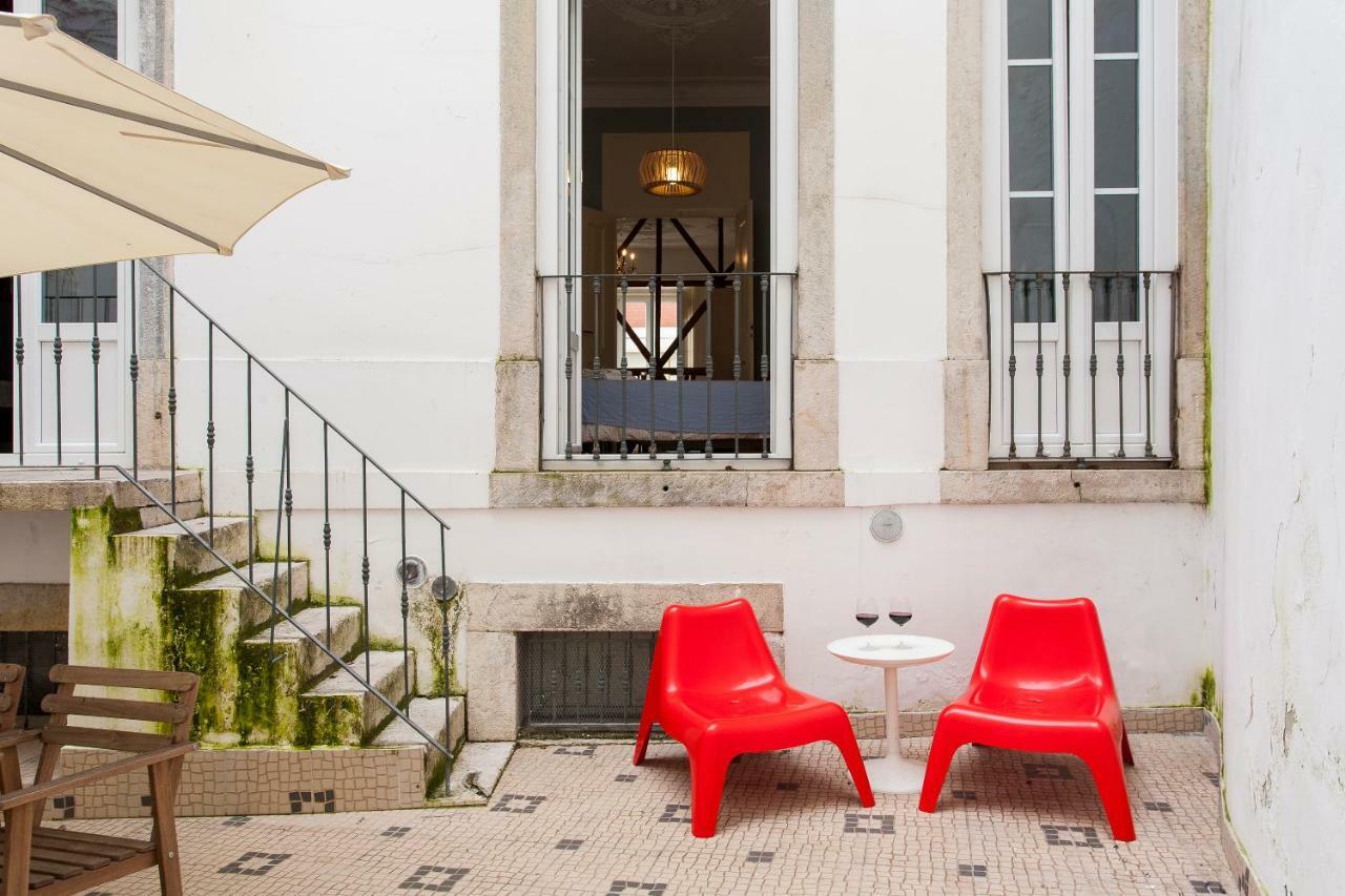 Bairro Alto 3 Bedroom Patio Flat! Appartement