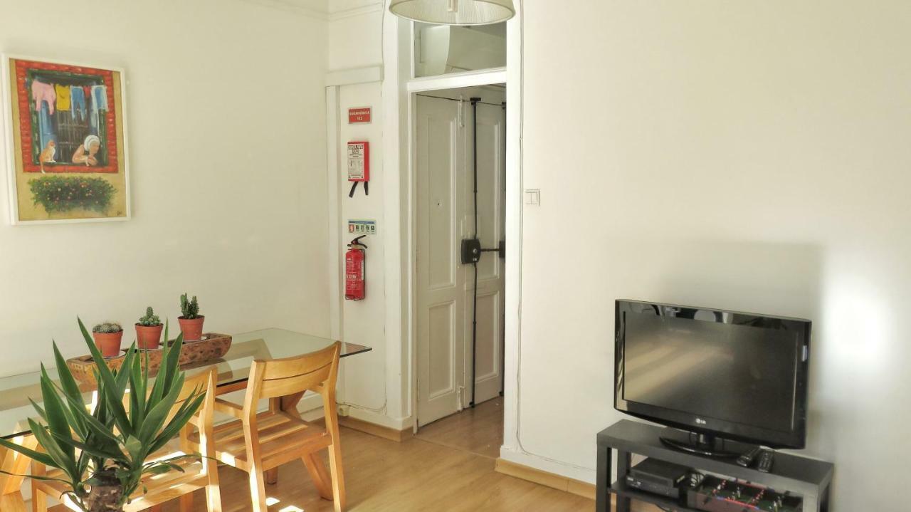 Apartment Santa Liberdade Lisbon