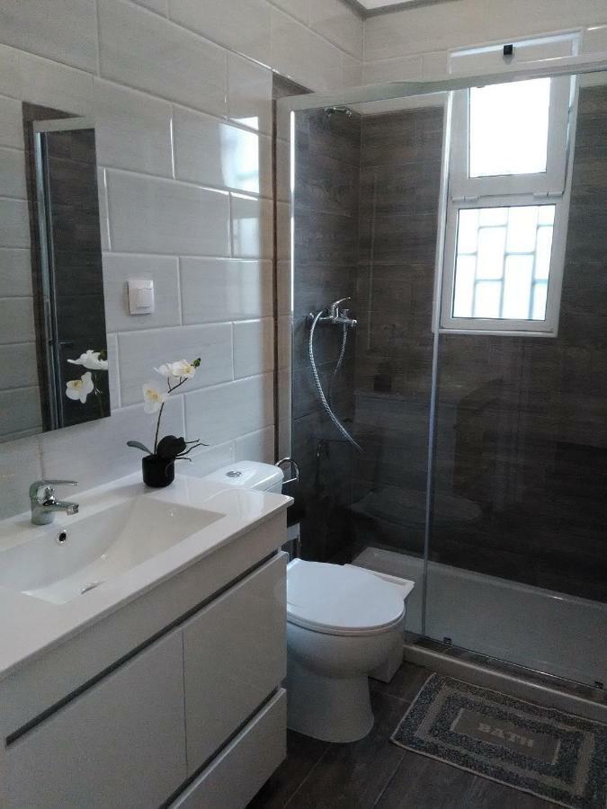Gasthuis Apartament's Veiga Areeiro *