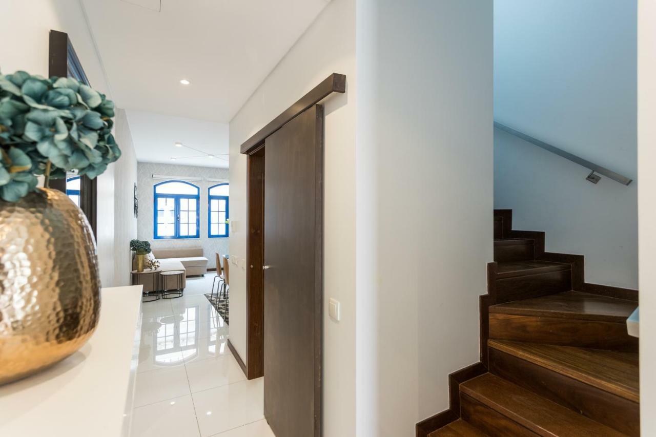 Rossio Penthouse Three-bedroom W/ River View And Parking - By Lu Holidays Lissabon