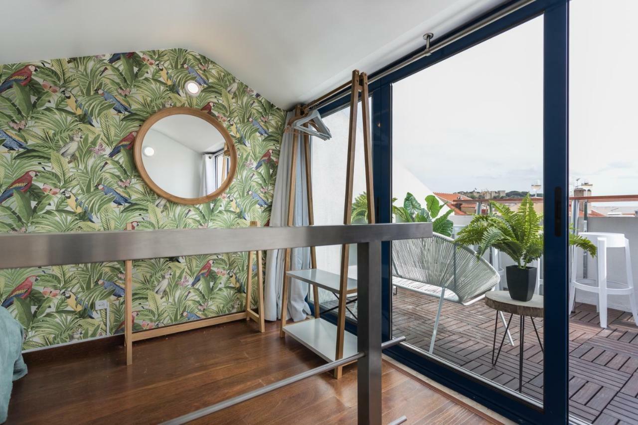 Rossio Penthouse Three-bedroom W/ River View And Parking - By Lu Holidays Apartment *