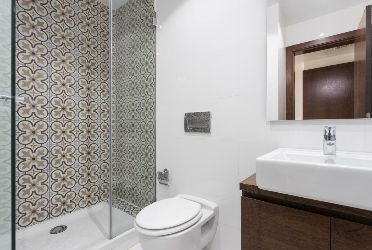 Rossio Penthouse Three-bedroom W/ River View And Parking - By Lu Holidays Lissabon