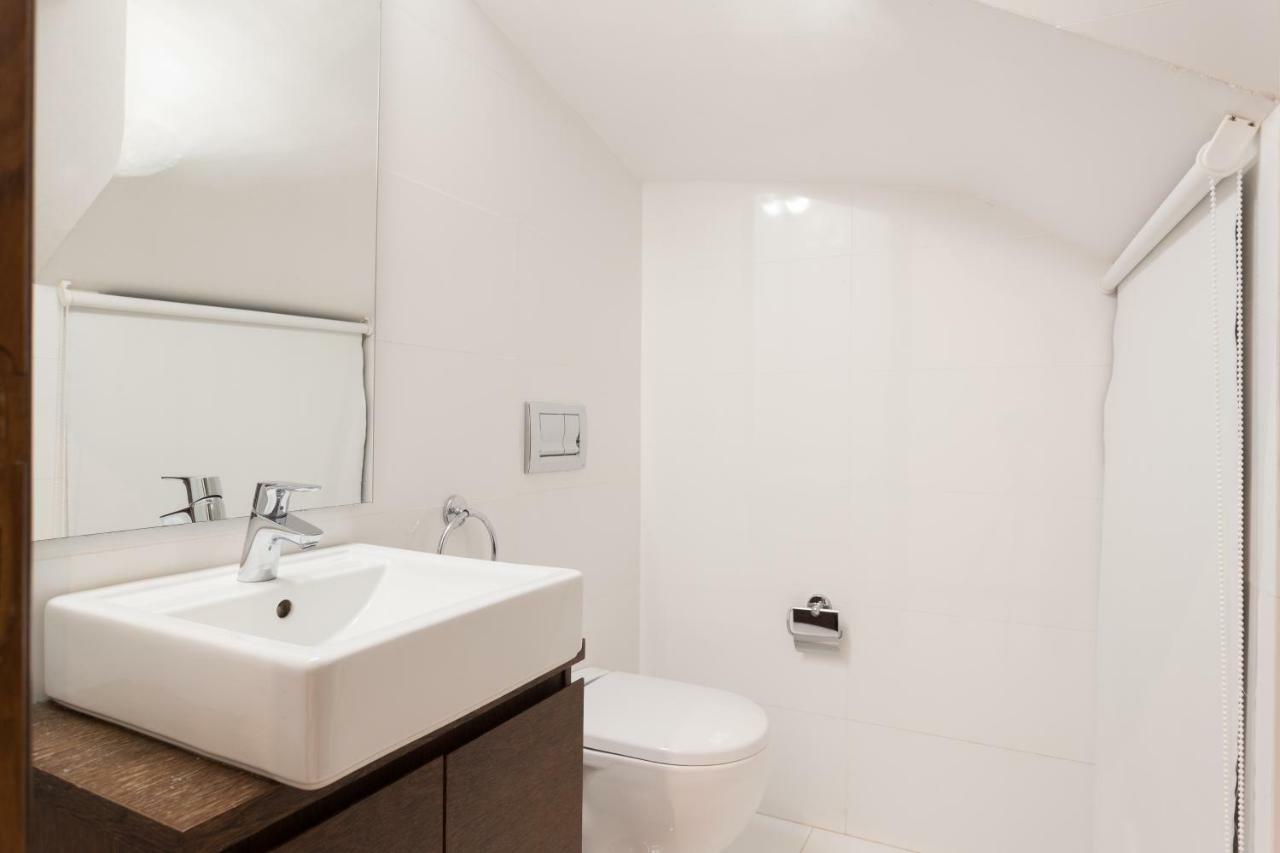 Rossio Penthouse Three-bedroom W/ River View And Parking - By Lu Holidays Apartment Lissabon