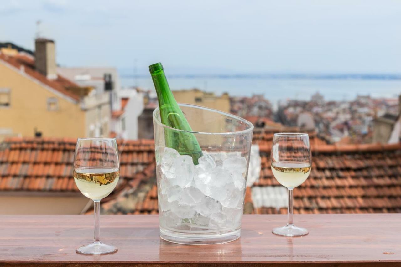 Rossio Penthouse Three-bedroom W/ River View And Parking - By Lu Holidays *