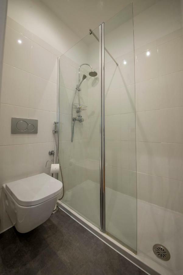 A Captivating Close To River Tagus In *