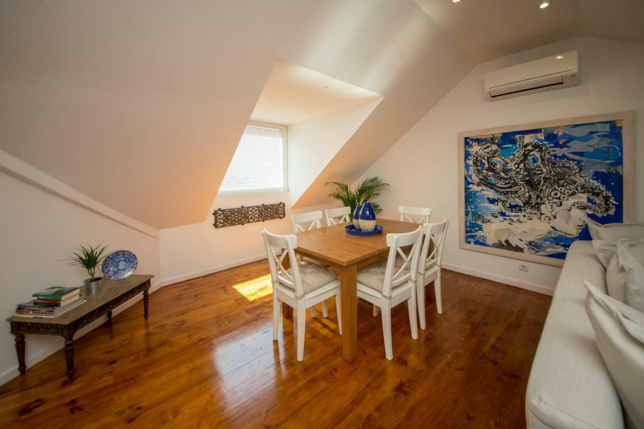 A Captivating Close To River Tagus In