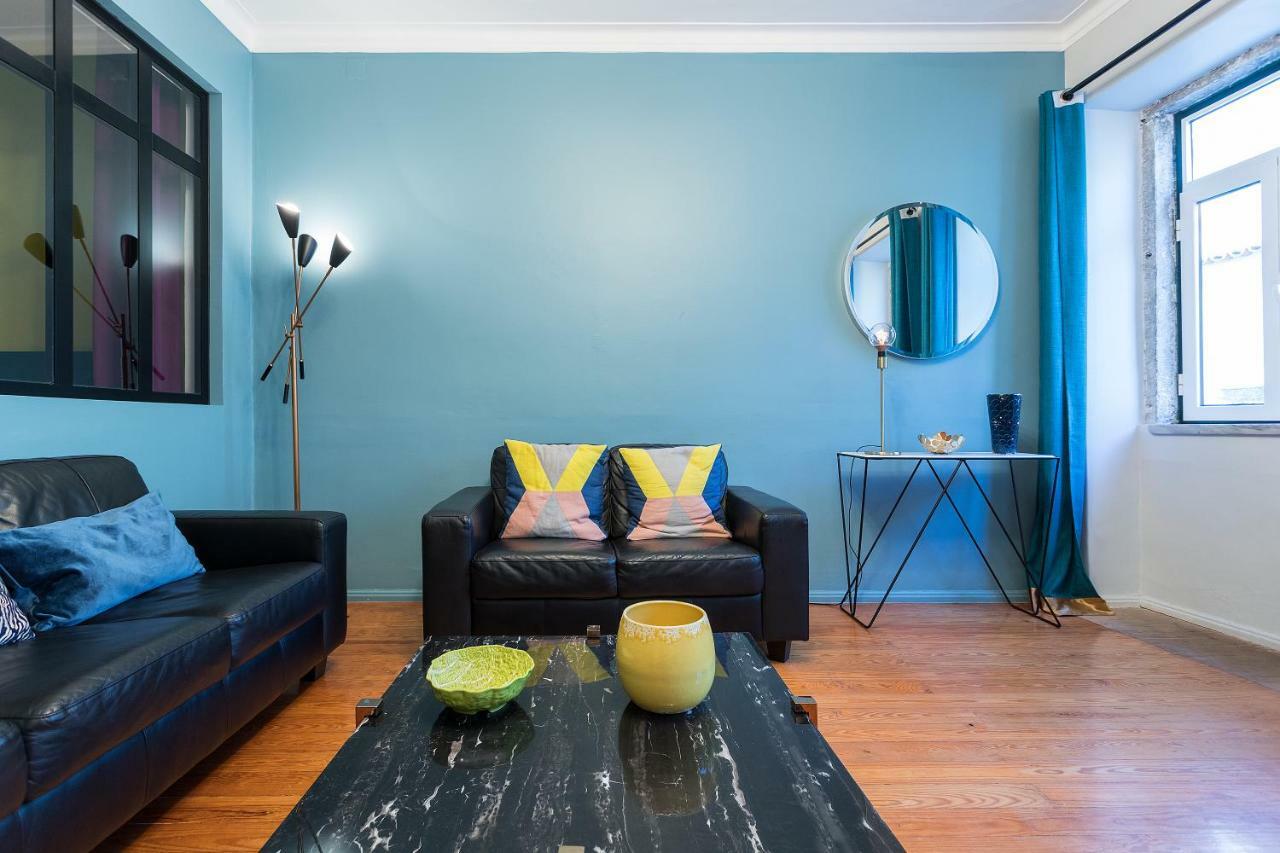 Apartment Chiado Bairro Alto, Bright And Newly Renovated 3 Bedroom Apartment, Historical Center