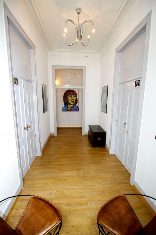 Maison d'hôtes Pensao Rosinha Art Gallery House *
