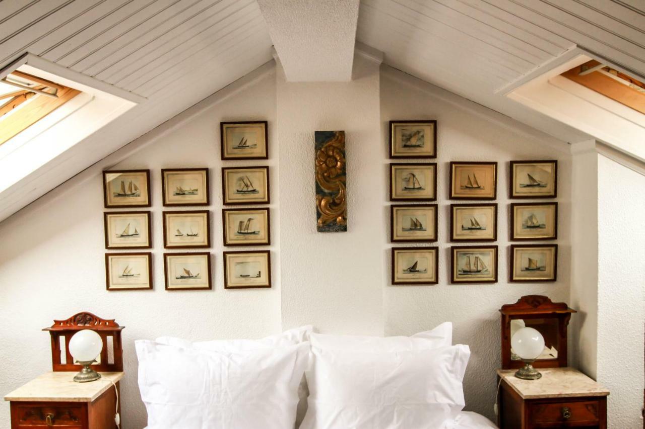 Apartment Cozy And Spacious In Graca, Lisbon