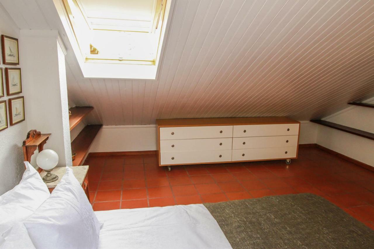 Cozy And Spacious In Graca, Apartment Lisbon