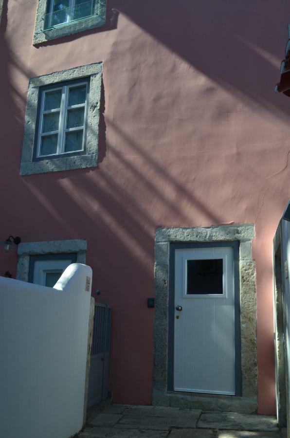 Flor De Lis - Alfama Lissabon