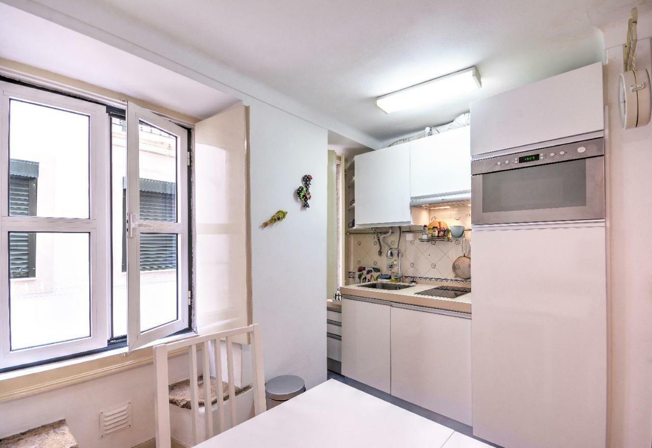 Alfama 88, By With A View Apartment *