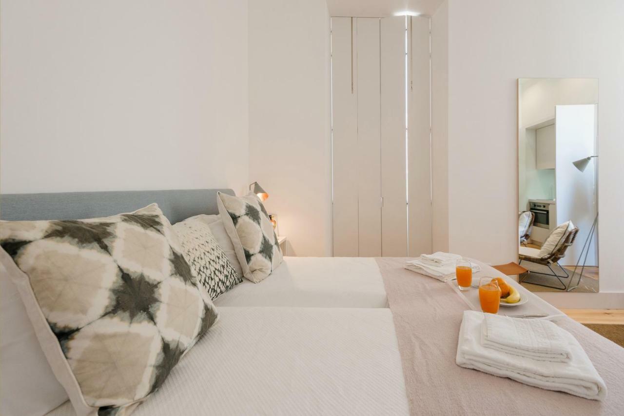 Joivy Modern Near Street Apartamento
