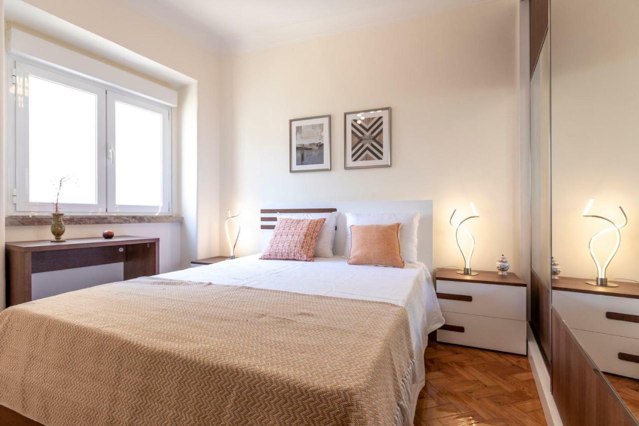 Like-home-t3 Apt-campolide, Near Amoreiras Mall * Lisboa