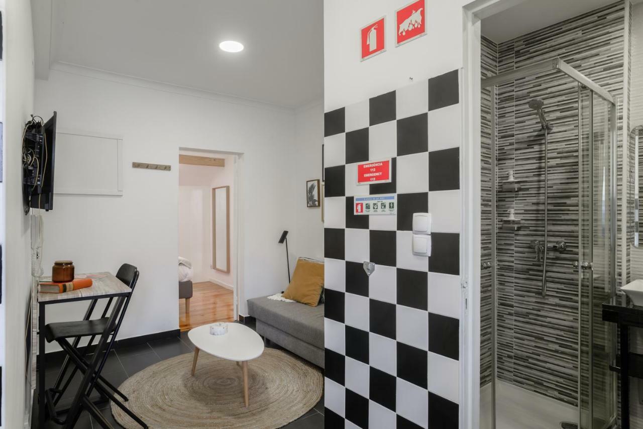 Apartment Authentic Graca - Cozy Flat With Local Soul *