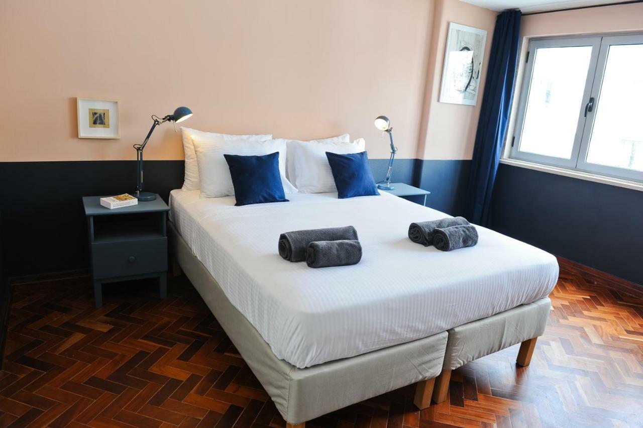 Appartement Cosmopolitan Comfort In 4a- By Misha's Place