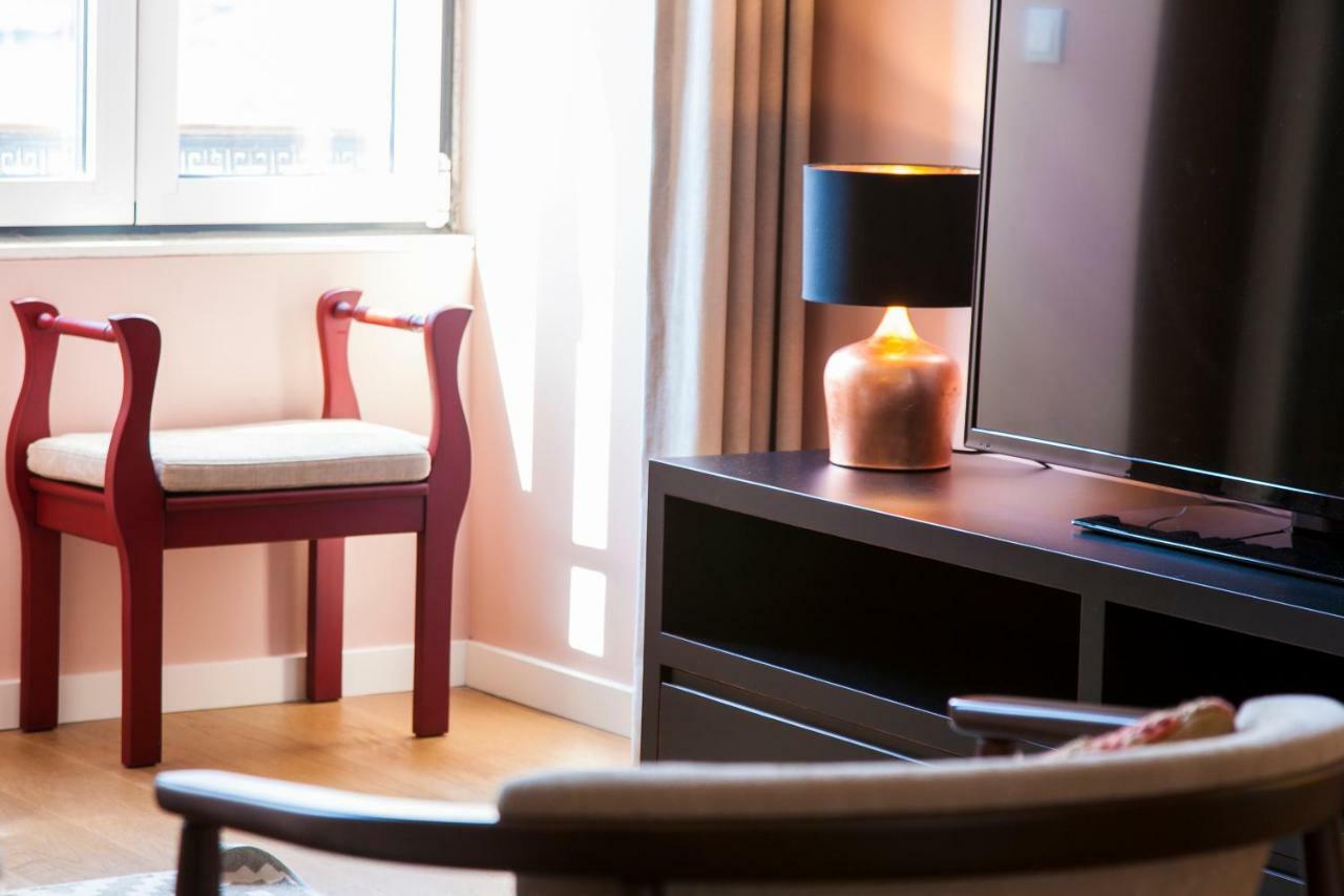 Joivy Sublime 2br On Restauradores Square Nearby Rossio Station Apartamento *