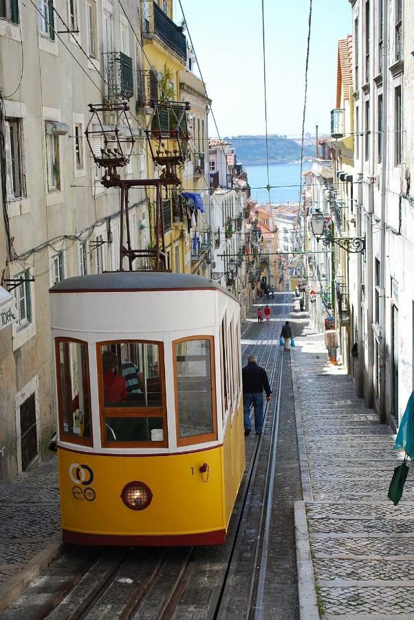 Perfectly Located In Santa Catarina - Bairro Alto Apartment