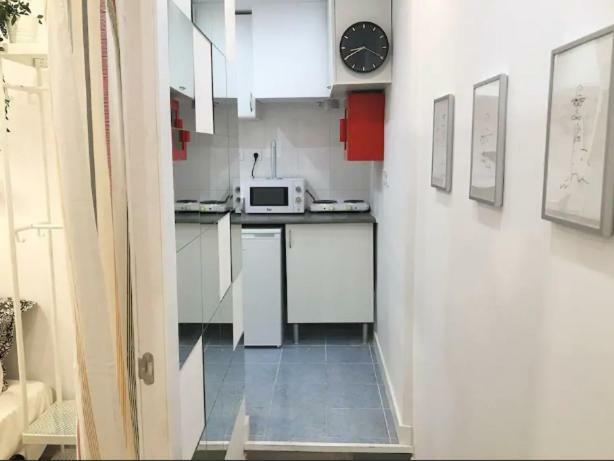 Apartment Cozy And Beautiful Flat In Great Location!