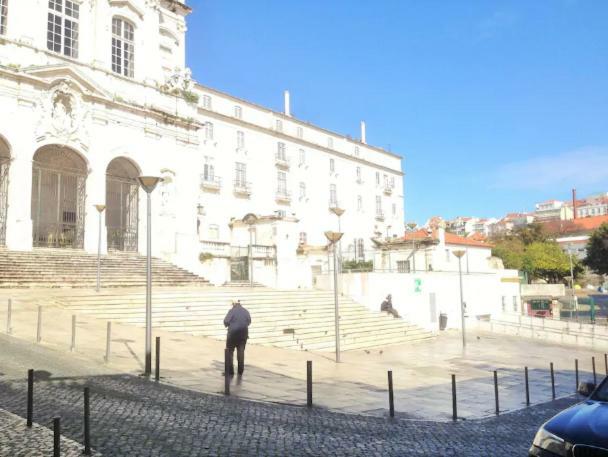Cozy And Beautiful Flat In Great Location! Lisbon