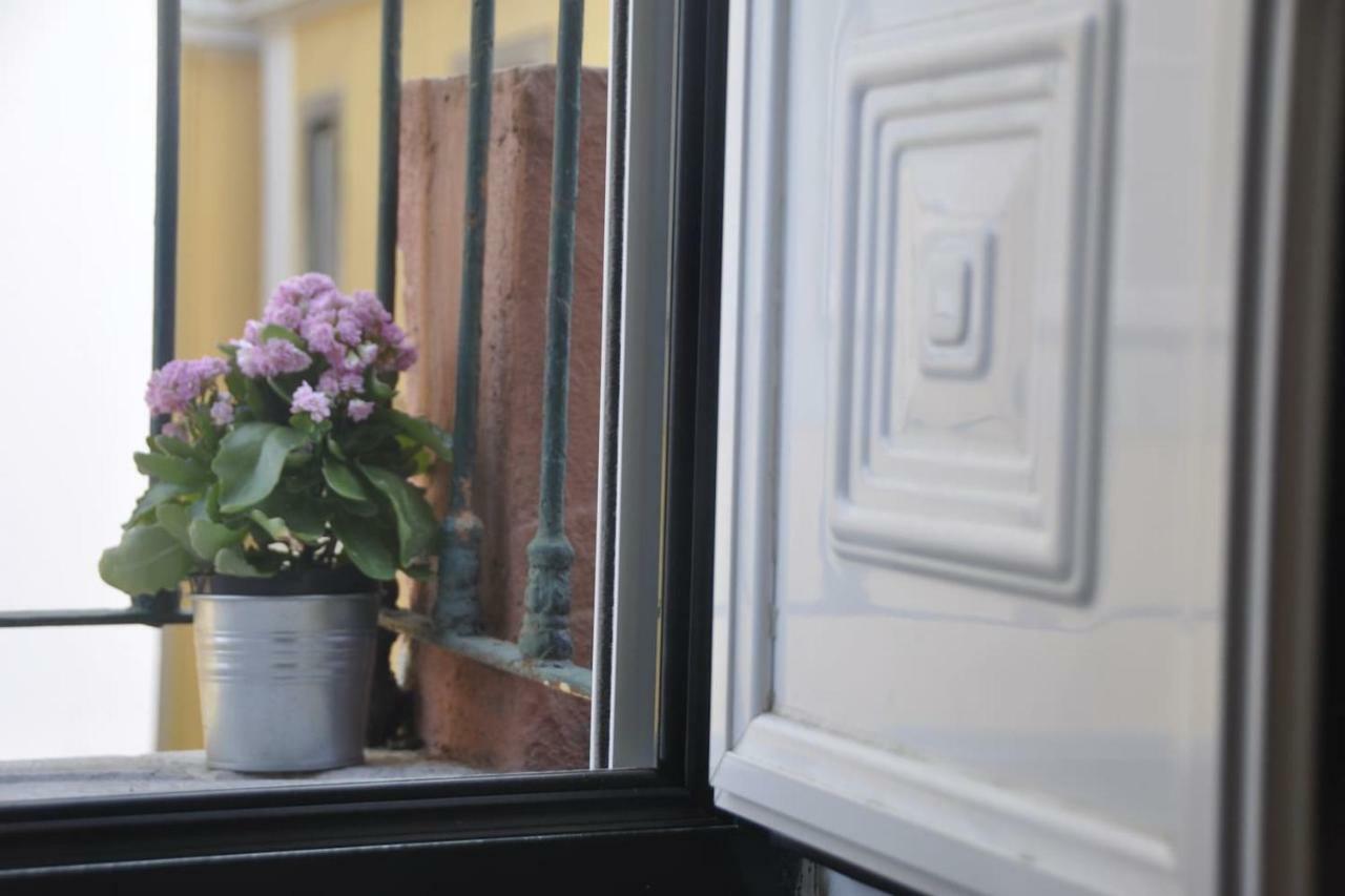 Cozy And Quiet Flat Near Avenida Da Liberdade Appartement Lisboa