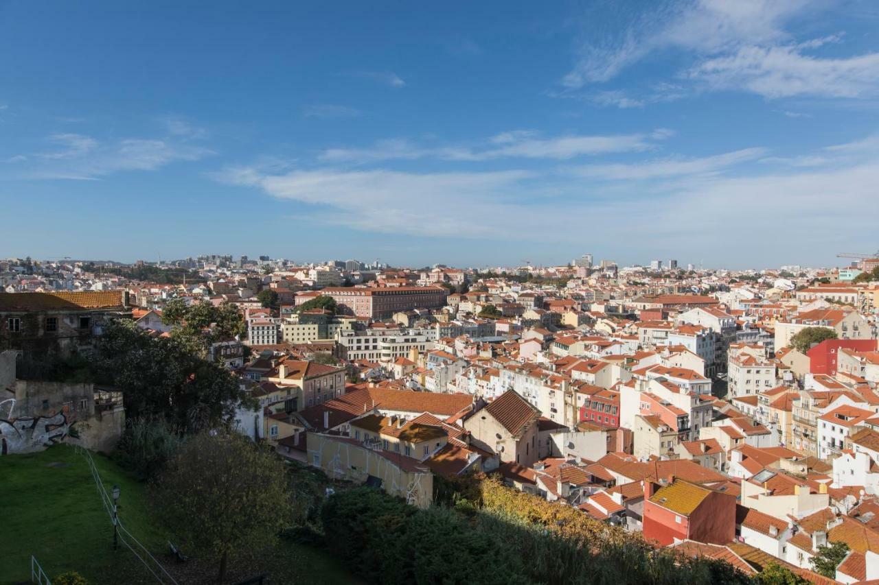Modern With View Near Castelo De Sao Jorge * Lissabon