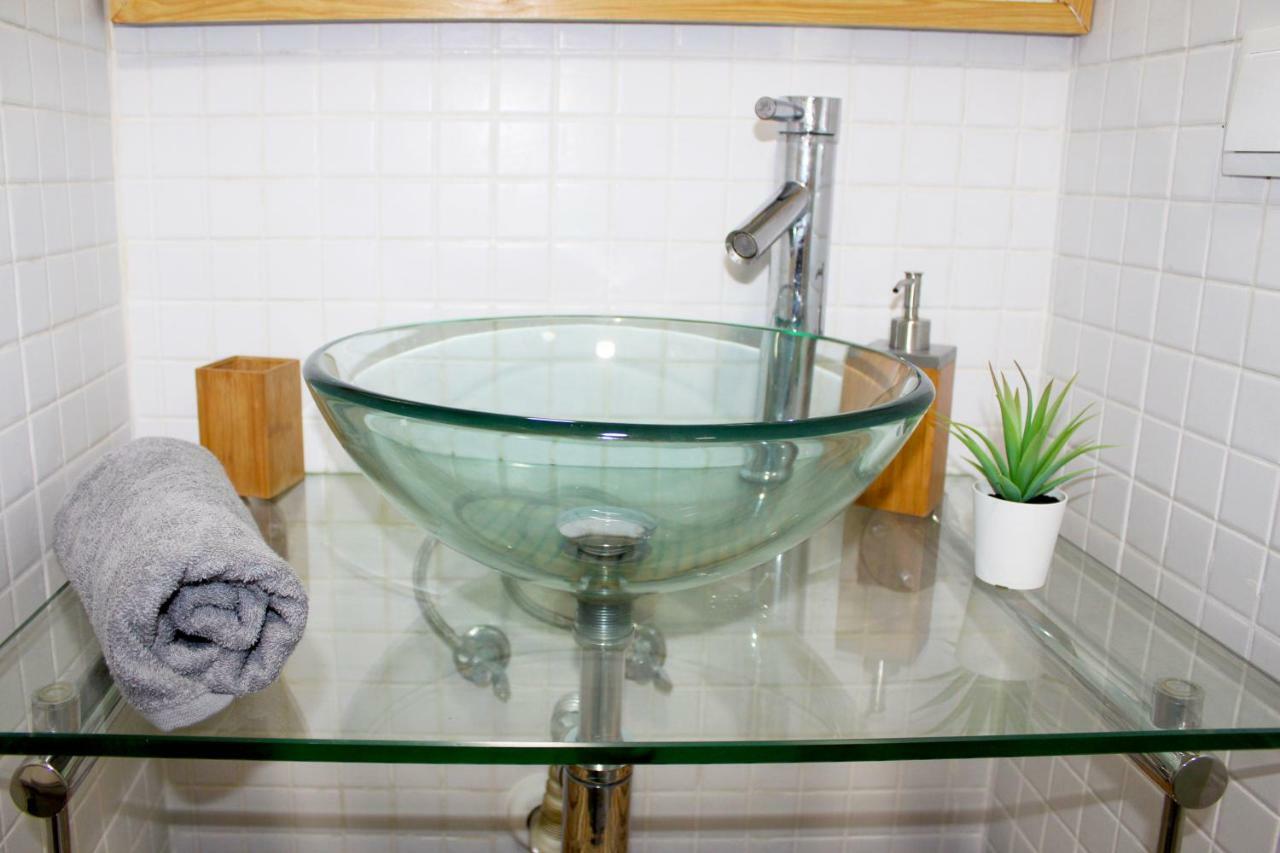 Appartement * 5 Star In Historic District * Walk 2 Alfama!