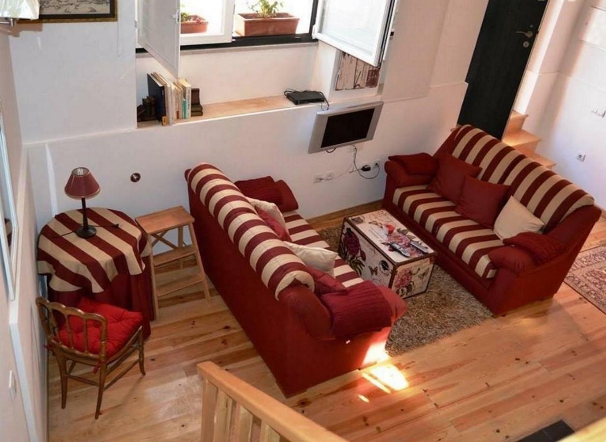 Bairro Alto House, By Timecooler Apartment