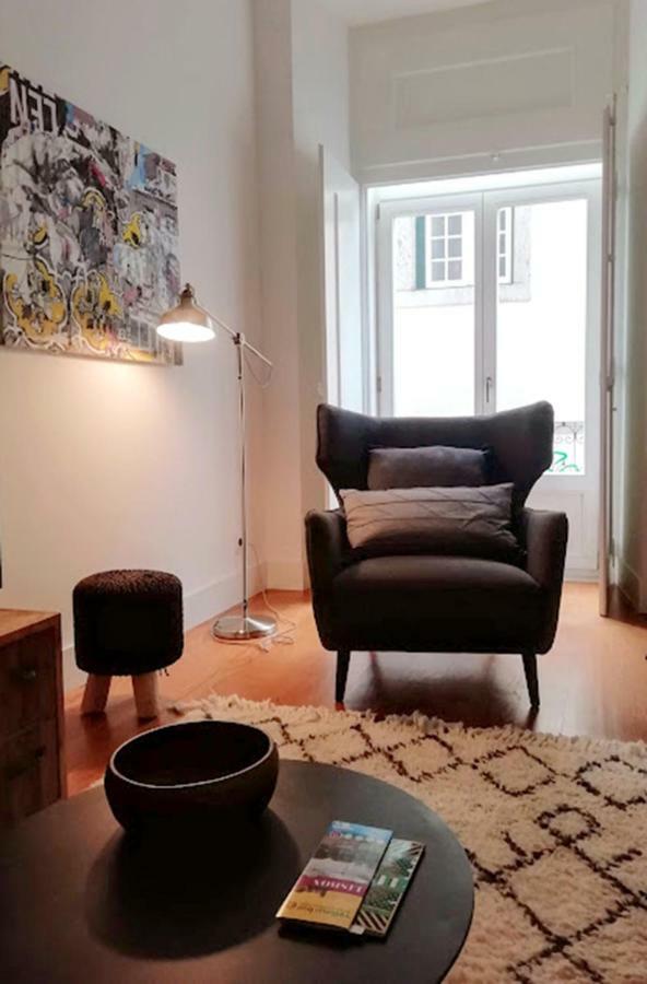 Charming & Modern Flat Close To Time Out Market * Lissabon