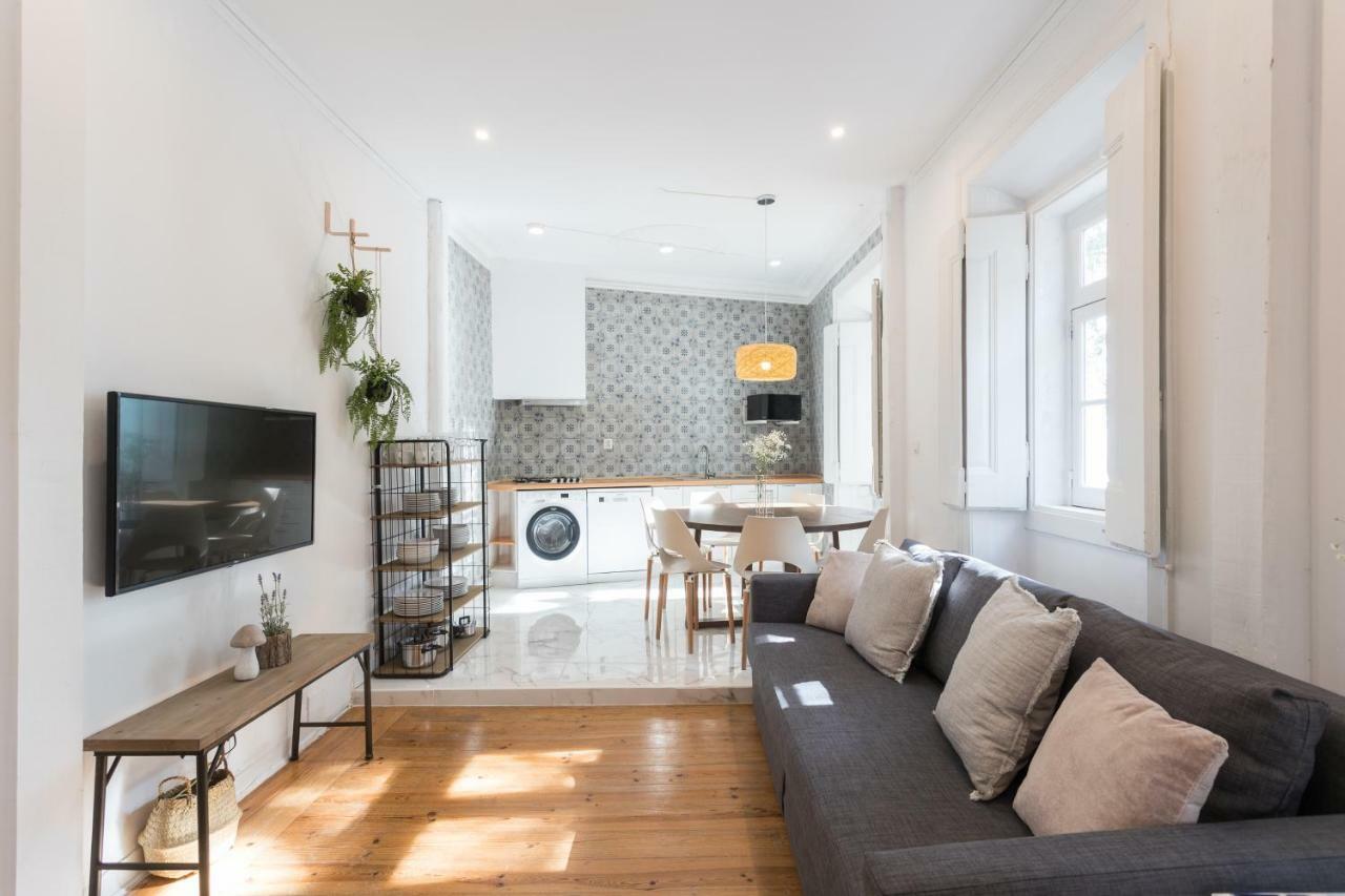 Alfama Tale Four-bedroom W/ River View - By Lu Holidays