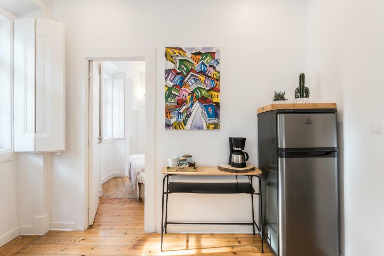 Alfama Tale Four-bedroom W/ River View - By Lu Holidays Apartment *