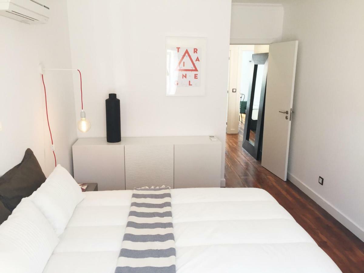 Apartment Apt Lumineux Terrasse Principe Real Lissabon