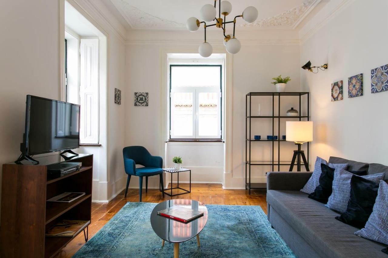 Joivy Splendid 2br Flat In Bairro Alto, Nearby Luis De Camoes Square * Lissabon
