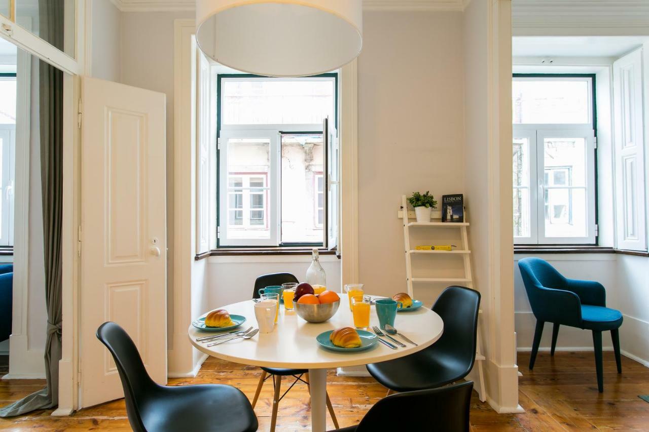 Appartement Joivy Splendid 2br Flat In Bairro Alto, Nearby Luis De Camoes Square Lissabon